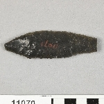 832633