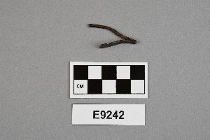 E9242