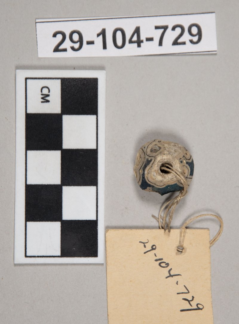 842910
