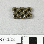 853701