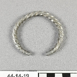 855470