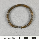 855472