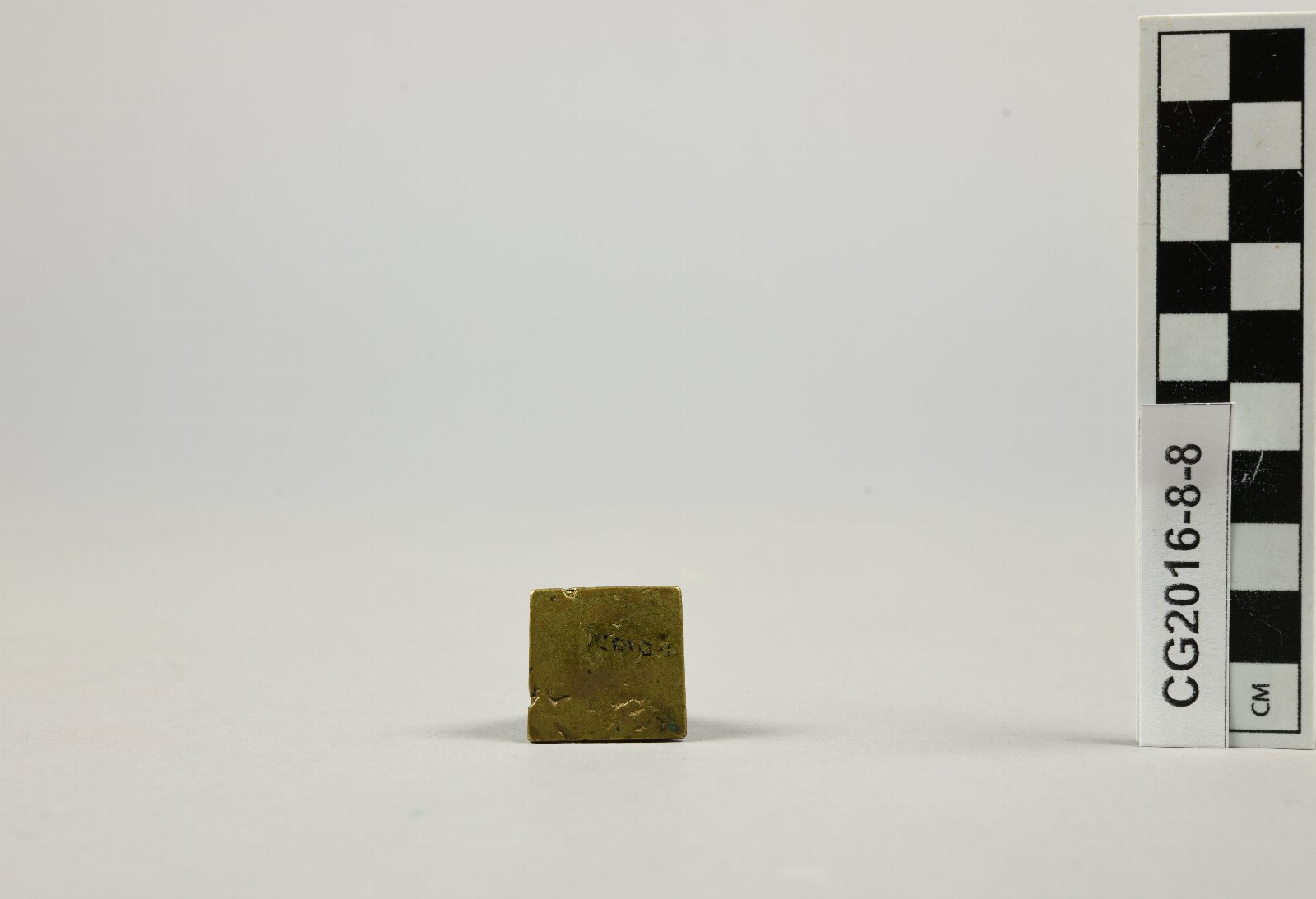 860806