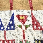 863912