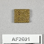 864566