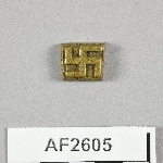 864575