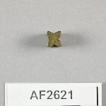 864619