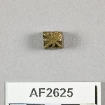 864623