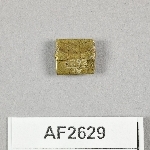 864630