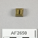 864676