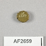 864701