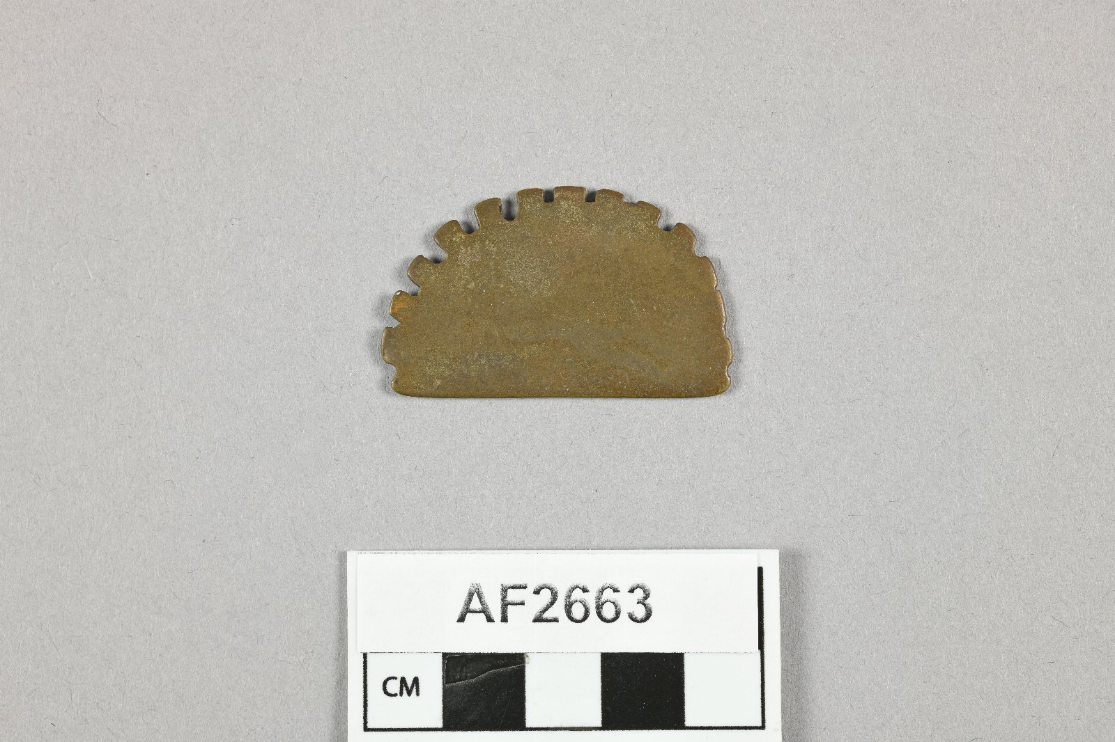 864711