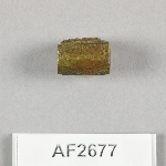 864729