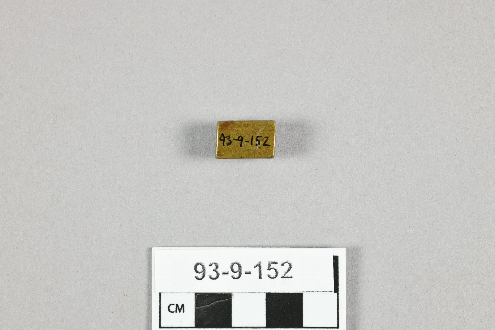 866101