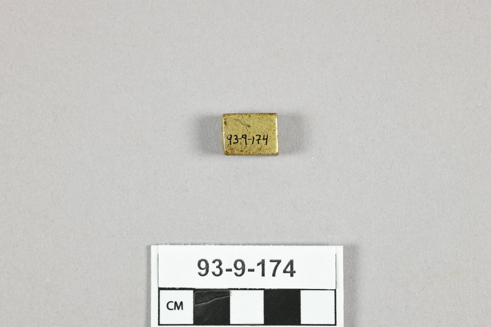 866149