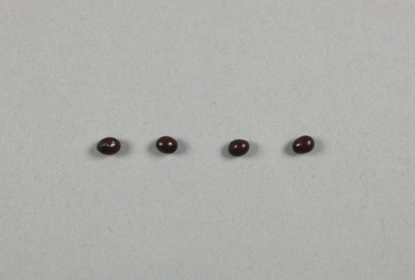 867232