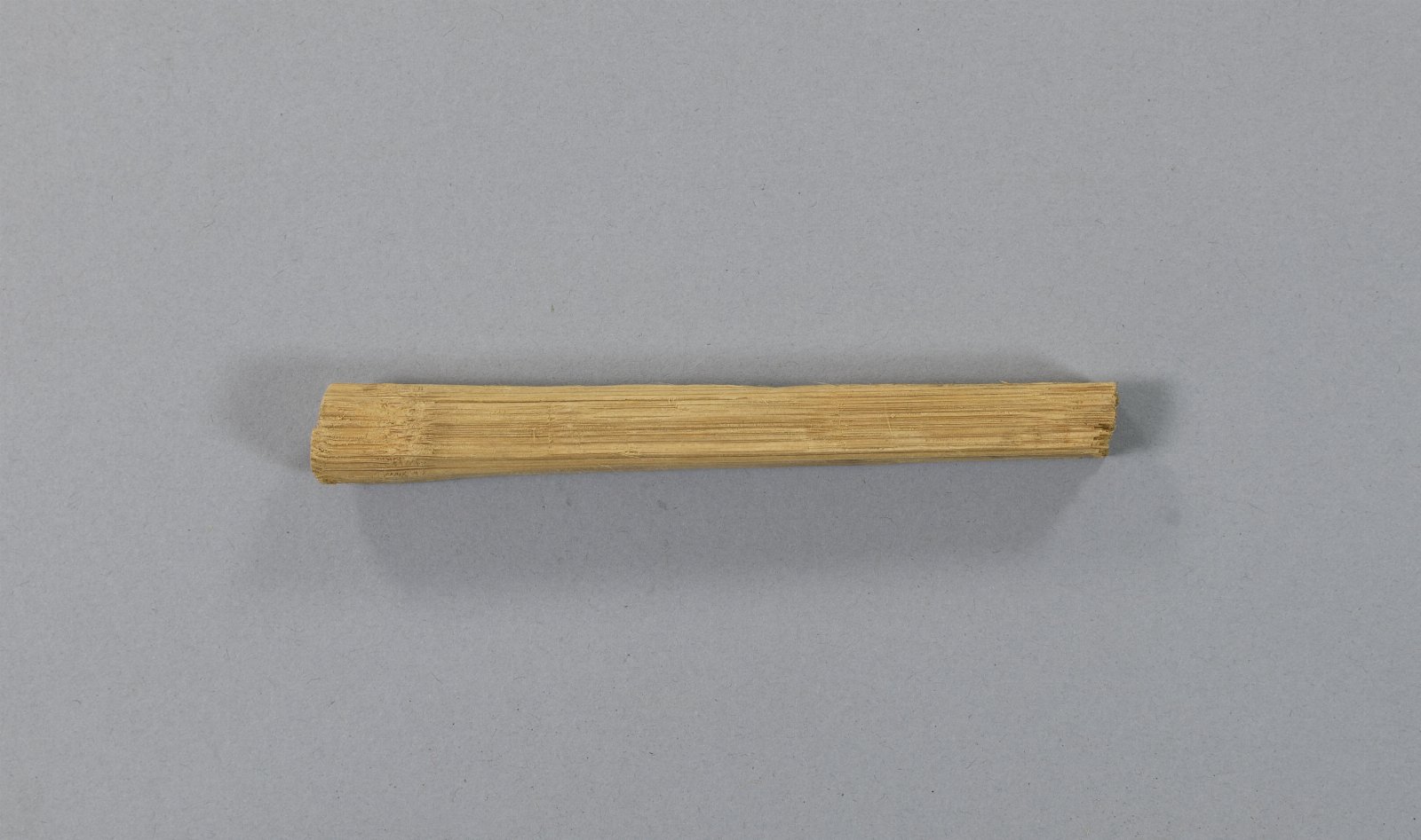 869424
