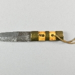870584