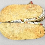 872177