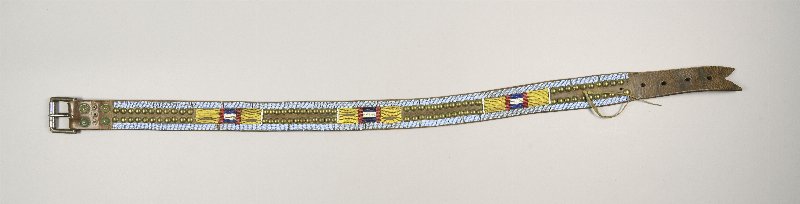 874072