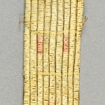 879428