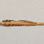 880493
