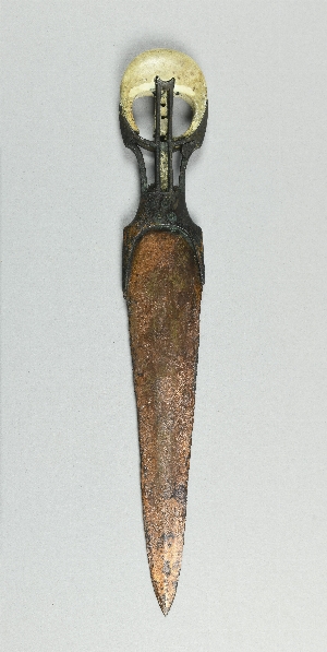 E11104
