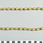 881031