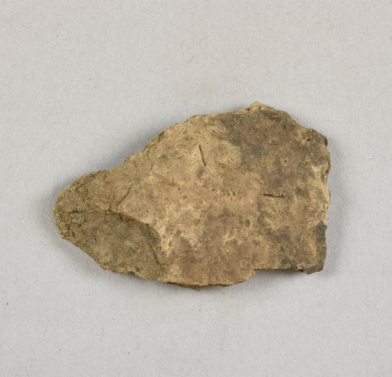 889631
