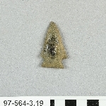 890243
