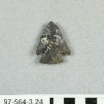 890251