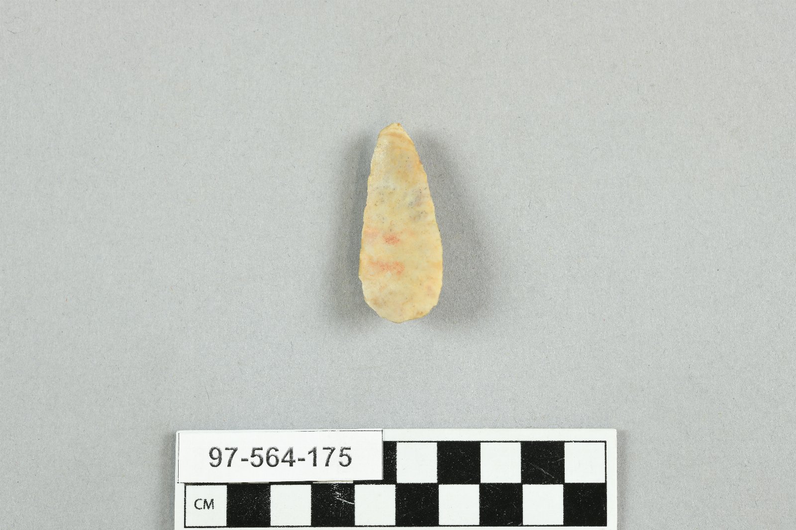 890319
