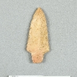 890398