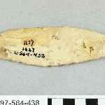 890435