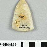 890443
