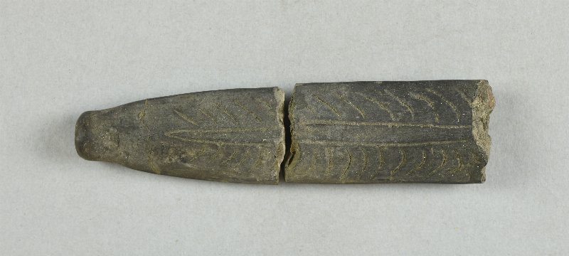 890692