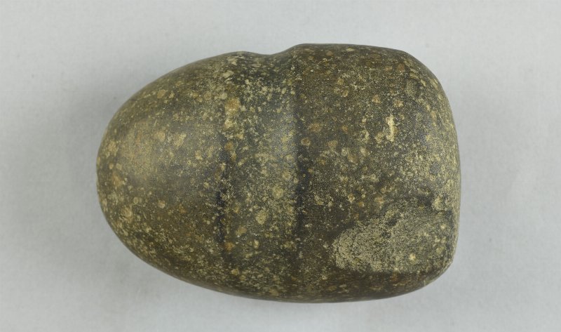 890865
