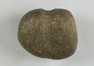 10852