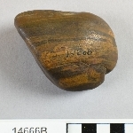 891651