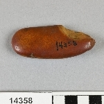 891879