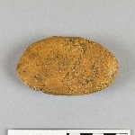 891913