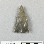 892648