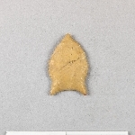 892819