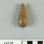892941