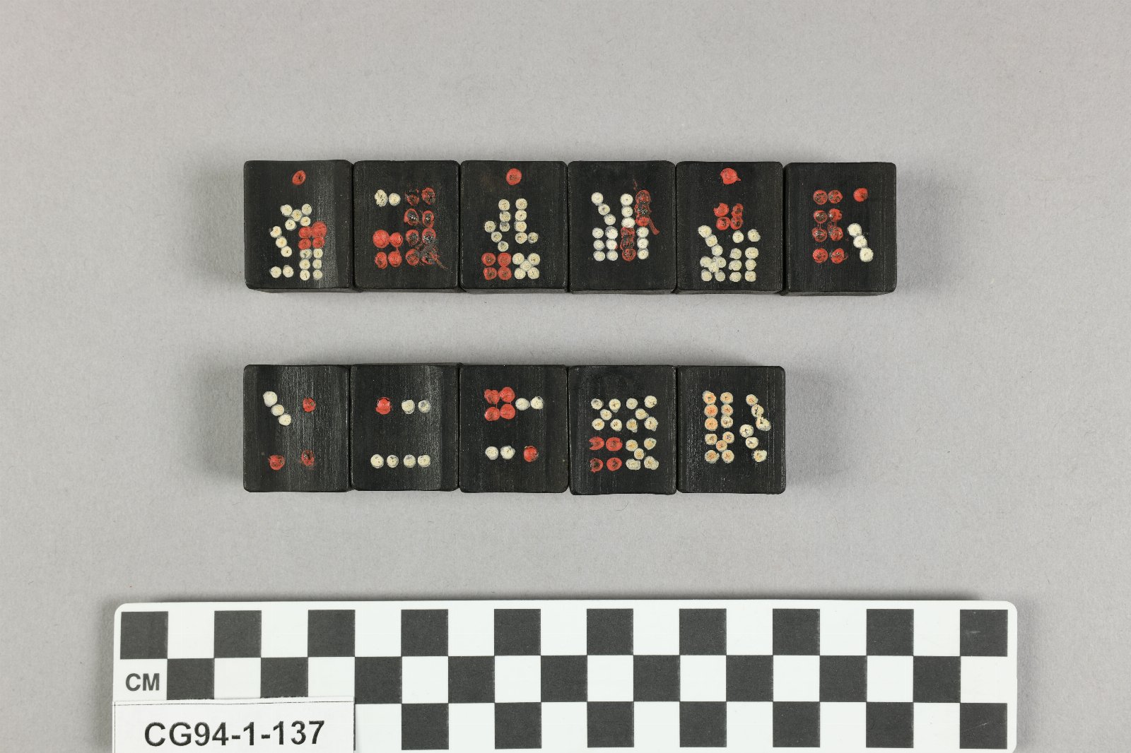 894644