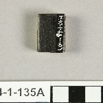 894940