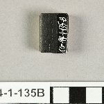 894945