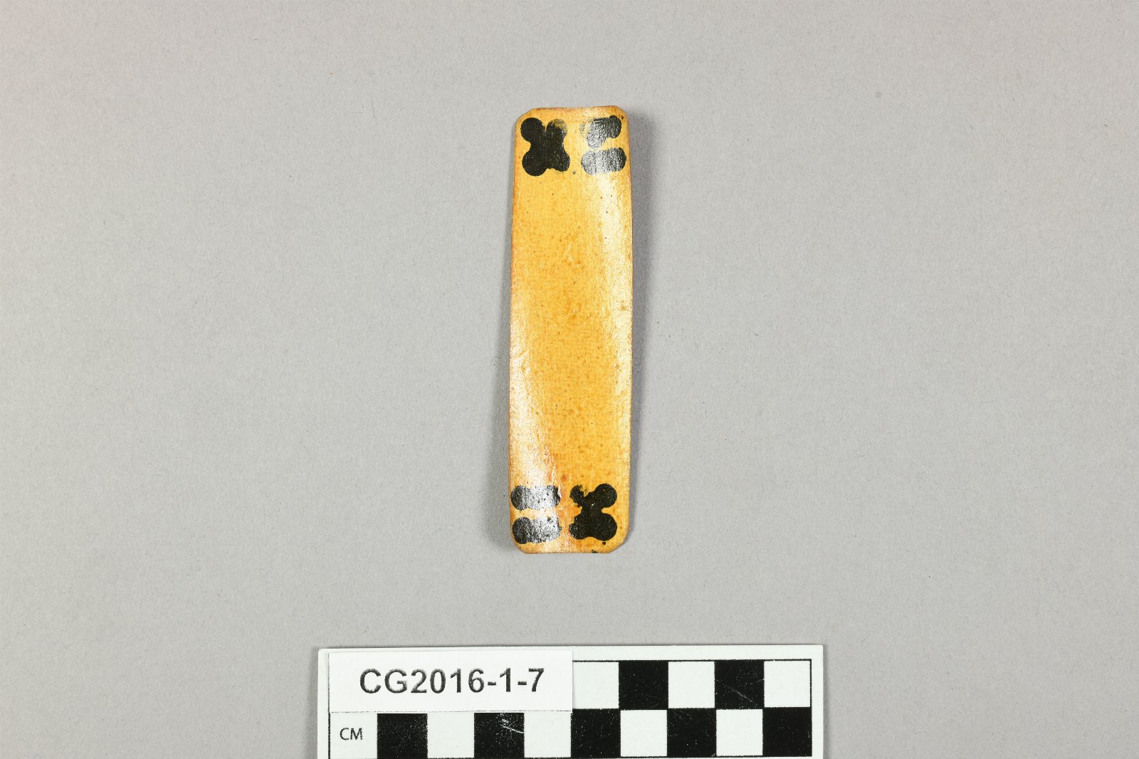 895211