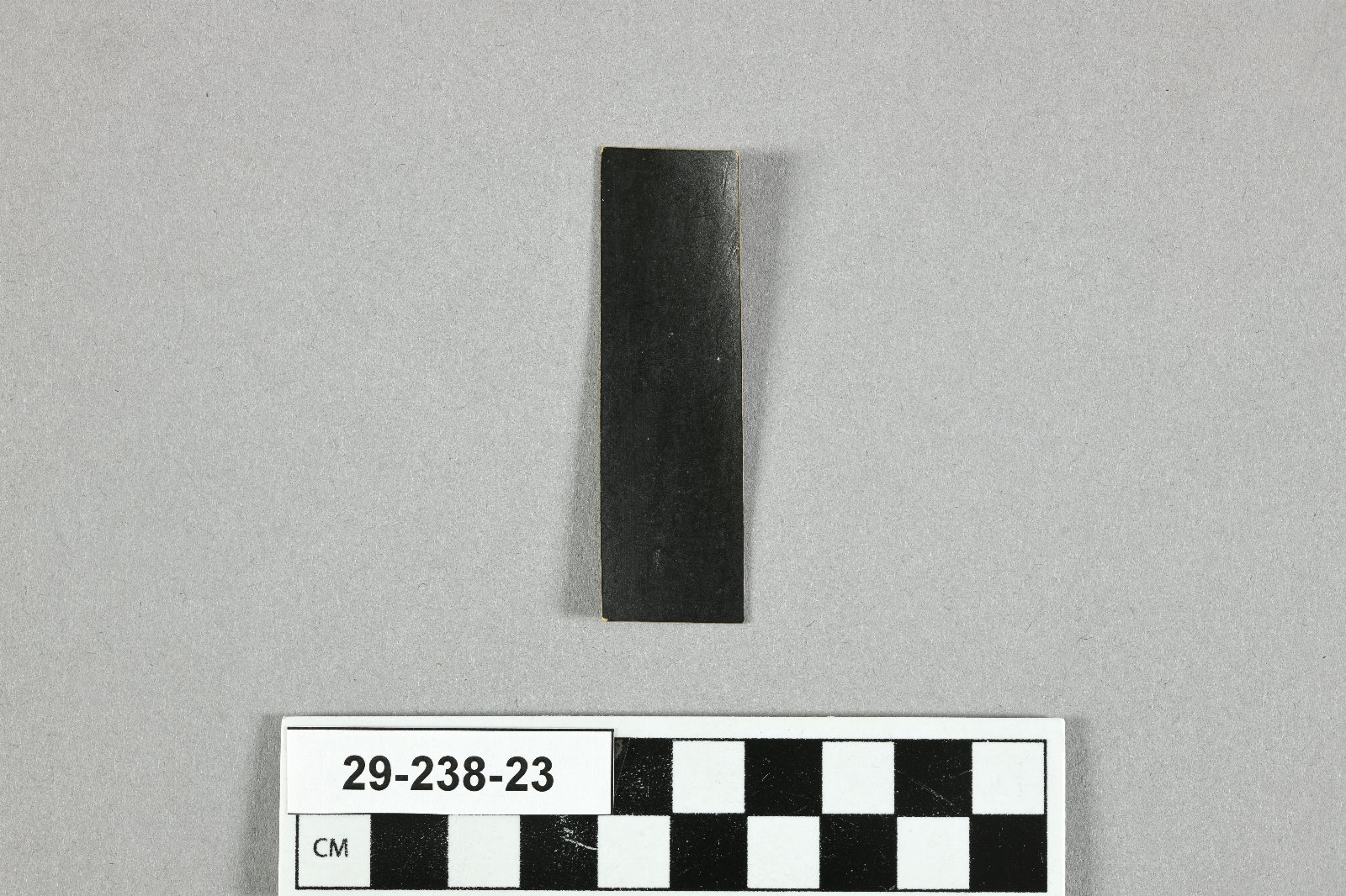 895235