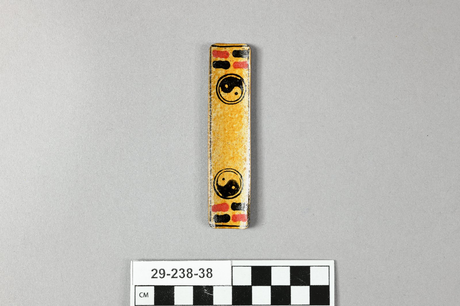 895358